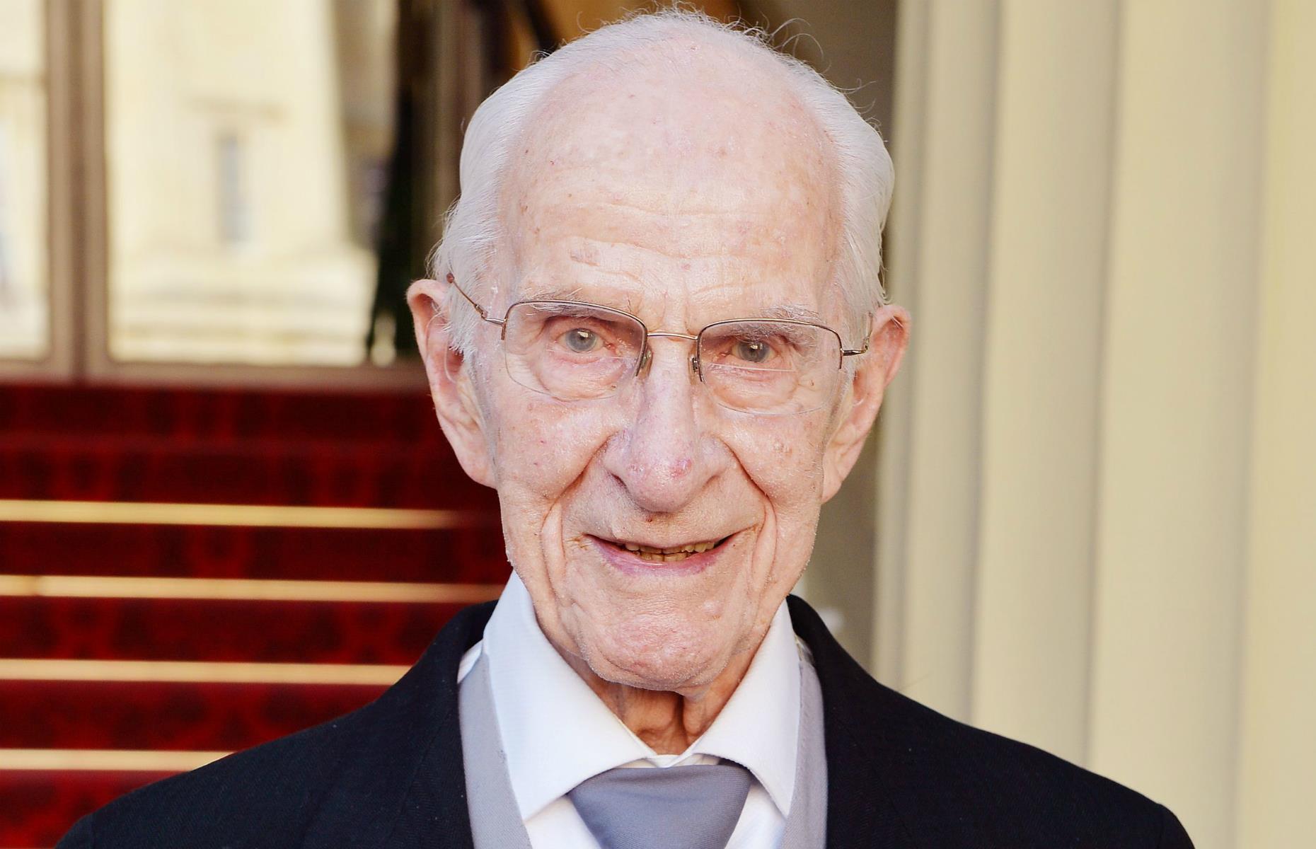 Dr Bill Frankland, 107